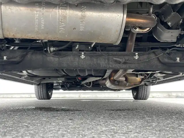 日産 セレナ e－パワー ハイウェイスター V 滋賀県 2022(令4)年 2.5万km ダイヤモンドブラック carrozzeriaナビ/(Bluetooth/フルセグ/CD/DVD/HDMI)/プロパイロット/・インテリジェントクルーズコントロール/衝突軽減ブレーキ/レーンキープアシスト/アラウンドビューモニター/ブラインドスポットモニター/標識認識/両側電動スライドドア/電動パーキング/ブレーキホールド/Autoハイビーム/LEDオートライト/デジタルインナーミラー/コーナーセンサー/防水シート/スペアキー/ドアバイザー