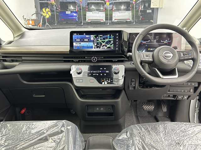 日産 セレナ e－パワー ハイウェイスター V 大阪府 2025(令7)年 0.1千km プリズムホワイト 登録済未使用車/純正ナビ/・フルセグTV/・Bluetooth/・HDMI/・USB接続/プロパイロット/ブラインドスポットモニター/アラウンドビューモニター/衝突軽減システム/オートマチックハイビーム/ハンドル支援/置く充電/ビルトインETC/保証書/取扱説明書/点検記録簿