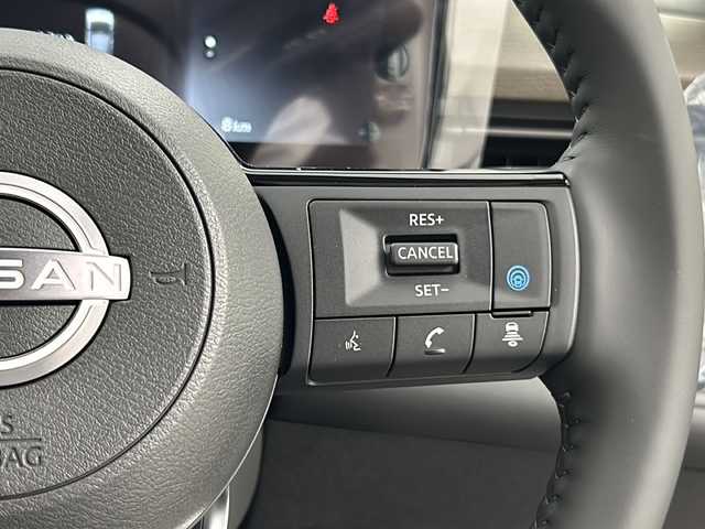 日産 セレナ e－パワー ハイウェイスター V 大阪府 2025(令7)年 0.1千km プリズムホワイト 登録済未使用車/純正ナビ/・フルセグTV/・Bluetooth/・HDMI/・USB接続/プロパイロット/ブラインドスポットモニター/アラウンドビューモニター/衝突軽減システム/オートマチックハイビーム/ハンドル支援/置く充電/ビルトインETC/保証書/取扱説明書/点検記録簿