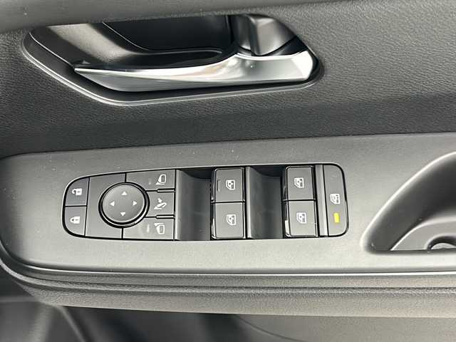日産 セレナ e－パワー ハイウェイスター V 大阪府 2025(令7)年 0.1千km プリズムホワイト 登録済未使用車/純正ナビ/・フルセグTV/・Bluetooth/・HDMI/・USB接続/プロパイロット/ブラインドスポットモニター/アラウンドビューモニター/衝突軽減システム/オートマチックハイビーム/ハンドル支援/置く充電/ビルトインETC/保証書/取扱説明書/点検記録簿