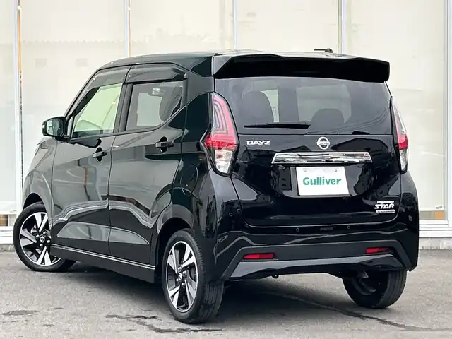 日産 デイズ HWS G ターボ プロパイロットED 神奈川県 2022(令4)年 2.2万km ブラック 純正ＳＤナビ（MJ121D-W）/Bluetooth/CD/iPod/AUX/USB/ワンセグ/プロパイロットシステム/全周囲カメラ/追従式クルーズコントロール/デジタルインナーミラー/ＬＥＤヘッドライト/純正アルミホイール/純正フロアマット/ＥＴＣ/電動格納ミラー/ドアバイザー/横滑り防止装置/衝突被害軽減システム/カーテンエアバック