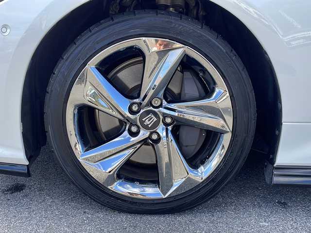 トヨタ クラウン ハイブリッド RS アドバンス 鳥取県 2018(平30)年 3.8万km ホワイトパールクリスタルシャイン マイコン制御チルト＆スライド電動ムーンルーフ/ブランノーブシート/前席シートヒーターエアシート/ブレーキホールド/ドライブモードセレクト/Ｔｏｙｏｔａ　Ｓａｆｅｔｙ　Ｓｅｎｓｅ/・プリクラッシュセーフティ/・レーントレーシングアシスト/・レーダークルーズコントロール/・ロードサインアシスト/・アダプティブハイビームシステム/・オートマチックハイビーム/先行車告知/ブラインドスポット/インテリジェントクリアランスソナー/ヘッドアップディスプレイ/リヤクロストラフィックオートブレーキ/パーキングサポートブレーキ/リヤカメラディテクション/パノラミックビューモニター/インテリジェントパーキングアシスト/3眼LEDヘッドランプ/LEDクリアランスランプ/LEDシーケンシャルターンランプ/LEDサイドターンランプ/T-Connect SDナビ/FM多重VICS、Blu-ray、DVD、CD、microSD、 AM/FM、サウンドライブラリー＊24、 USB/AUX、入力端子、 地上デジタルTV、Bluetooth、Miracast/ETC2.0/アクセサリーコンセント/ナノイースイングエアコン