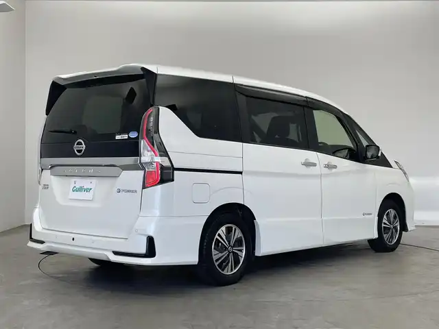 日産 セレナ e－パワー ハイウェイスター V 埼玉県 2021(令3)年 2.8万km ブリリアントホワイトパール プロパイロット　純正１０インチナビ　アラウンドビューモニター　ＢＳＩ　ビルトインＥＴＣ　ドライブレコーダー　インテリジェントルームミラー　レーダークルーズコントロール　オートライト　ＬＥＤライト　ＴＶ