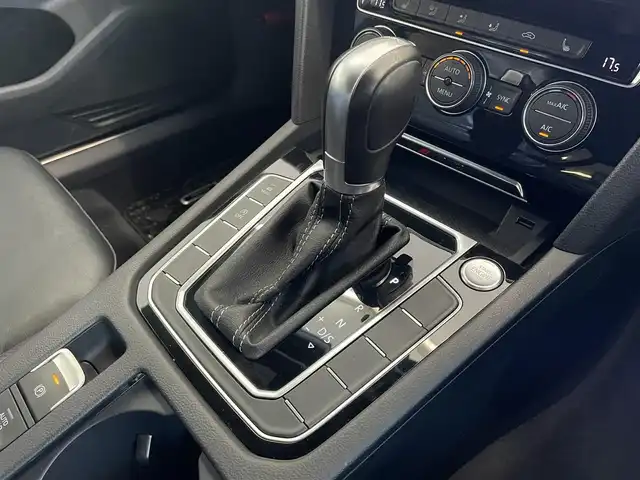 フォルクスワーゲン アルテオン Rライン 4M アドバンス 千葉県 2018(平30)年 6.1万km ターメリックイエロー Rライン/ターボ/サンルーフ（開閉可能）/黒革シート/プリクラッシュブレーキシステム/アダプティブクルーズコントロール/レーンキープアシスト/レーンチェンジアシストシステム/アラウンドビューカメラ/駐車支援システム/パークディスタントコントロール/LED ヘッドライト/シートマッサージ機能（運転席）/純正”Discover Pro”9.2インチナビ/・DVD/CD/BTオーディオ/フルセグTV/ラジオ/電動リアゲート/シートヒーター/ETC2.0/オートホールド/スマートキー/プッシュスタート/ドライブレコーダー/LEDヘッドランプ/保証書/取説/スペアキー