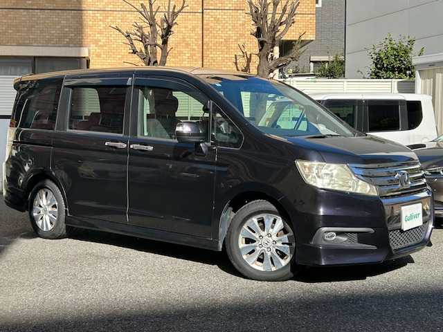 ホンダ ステップワゴン スパーダ Z HDDナビED 東京都 2011(平23)年 3.9万km プレミアムブラキッシュパール 純正ナビ/(フルセグTV/DVD/CD/USB)/フリップダウンモニター(Gahter)/両側パワースライドドア/バックカメラ/ETC/前ドライブレコーダー/純正フロアマット/電格ミラー/ステアリングスイッチ/保証書/ワンオーナー/スペアキー1本