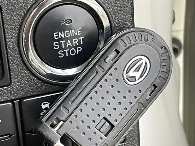 ダイハツ タント カスタム X トップED SA Ⅲ 福岡県 2017(平29)年 6.5万km パールホワイトⅢ スマートアシスト/純正ナビ（ＮＳＺＰ－Ｗ６７Ｄ）　/バックカメラ　/パワースライドドア　/シートヒーター　/オートハイビーム　/フルセグ　/アイドリングストップ　/ＬＥＤオートライト　/スマートキー　/プッシュスタート