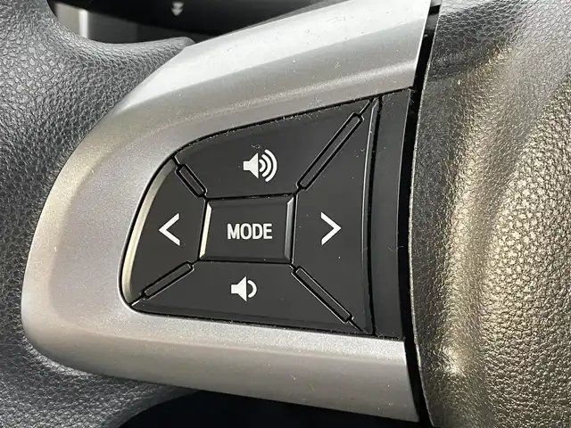 ダイハツ タント カスタム X トップED SA Ⅲ 福岡県 2017(平29)年 6.5万km パールホワイトⅢ スマートアシスト/純正ナビ（ＮＳＺＰ－Ｗ６７Ｄ）　/バックカメラ　/パワースライドドア　/シートヒーター　/オートハイビーム　/フルセグ　/アイドリングストップ　/ＬＥＤオートライト　/スマートキー　/プッシュスタート