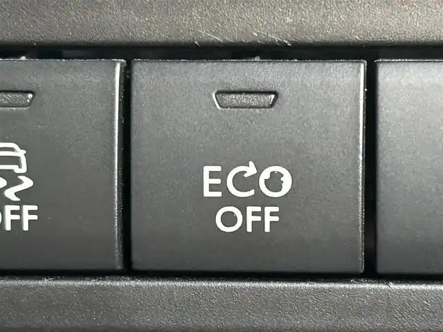 プジョー ３０８ GTライン 岡山県 2015(平27)年 9万km ペルラネラブラック 登録時走行距離 90017km/禁煙車/DENONサウンドシステム/純正ナビ/　(CD//Bluetooth)/バックカメラ/クルーズコントロール(追従走行あり)/Inter-vehicle time/後側方車両検知警報(Blind spot Monit0ring)/Parking sensors/ETC/革巻きステアリング/ステアリングスイッチ/パドルシフト/MTモード付きAT/純正LEDヘッドライト/フォグライト/オートライト/プッシュスタート/スマートキー/スペアキー/アイドリングストップ/純正アルミホイール 18インチ/ドアバイザー/電動格納ミラー/純正フロアマット/横滑防止装置/盗難防止装置/取扱説明書/保証書