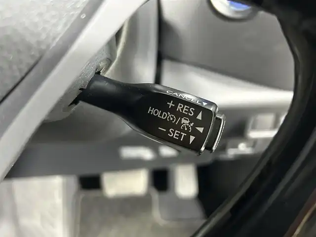 トヨタ Ｃ－ＨＲ G 大阪府 2017(平29)年 1万km ブラックマイカ モデリスタエアロ　9型ナビ　バックカメラ　Bluetooth　フルセグTV DVD再生　トヨタセーフティーセンス　レーダークルーズ　BSM シートヒーター　オートライト　LEDヘッドライト　スマートキー2本