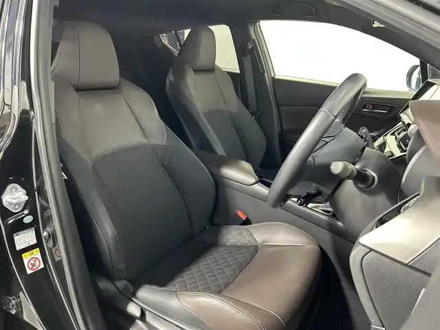 トヨタ Ｃ－ＨＲ G 大阪府 2017(平29)年 1万km ブラックマイカ モデリスタエアロ　9型ナビ　バックカメラ　Bluetooth　フルセグTV DVD再生　トヨタセーフティーセンス　レーダークルーズ　BSM シートヒーター　オートライト　LEDヘッドライト　スマートキー2本