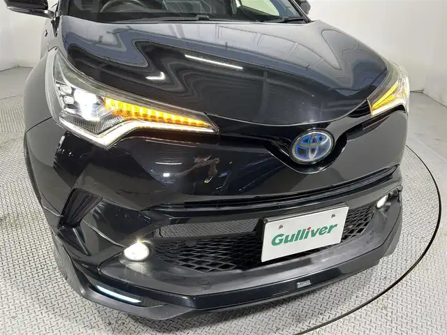 トヨタ Ｃ－ＨＲ G 大阪府 2017(平29)年 1万km ブラックマイカ モデリスタエアロ　9型ナビ　バックカメラ　Bluetooth　フルセグTV DVD再生　トヨタセーフティーセンス　レーダークルーズ　BSM シートヒーター　オートライト　LEDヘッドライト　スマートキー2本