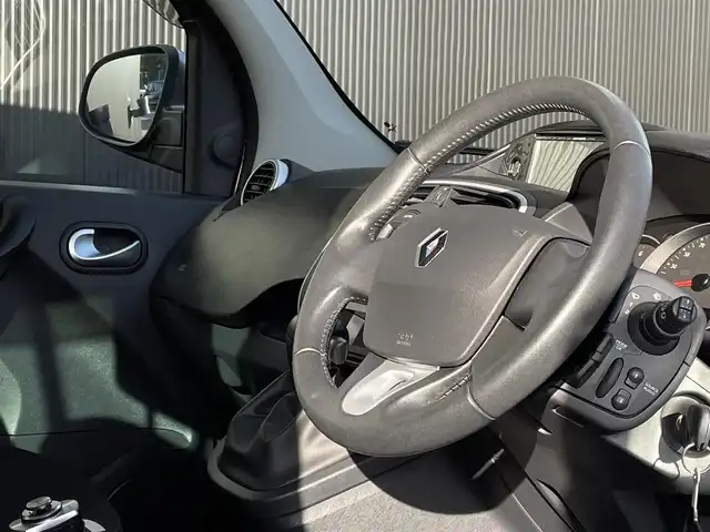 ルノー カングー アクティフ ペイザージュ 長野県 2016(平28)年 5.7万km 赤 電動サイドステップ /カロッツェリア2DINナビ /　フルセグTV bluetooth CD DVD/バックカメラ /ETC /両側スライドドア /シートバックテーブル /オートエアコン /USB /キーレス /ルーフレール/コンソール /革巻きステアリング