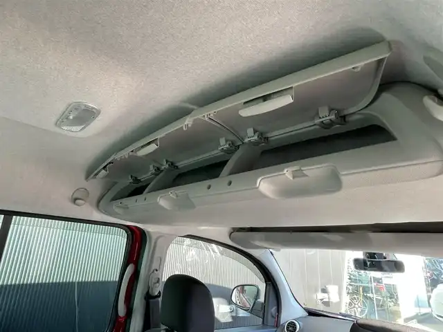 ルノー カングー アクティフ ペイザージュ 長野県 2016(平28)年 5.7万km 赤 電動サイドステップ /カロッツェリア2DINナビ /　フルセグTV bluetooth CD DVD/バックカメラ /ETC /両側スライドドア /シートバックテーブル /オートエアコン /USB /キーレス /ルーフレール/コンソール /革巻きステアリング