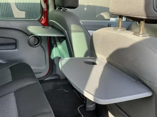 ルノー カングー アクティフ ペイザージュ 長野県 2016(平28)年 5.7万km 赤 電動サイドステップ /カロッツェリア2DINナビ /　フルセグTV bluetooth CD DVD/バックカメラ /ETC /両側スライドドア /シートバックテーブル /オートエアコン /USB /キーレス /ルーフレール/コンソール /革巻きステアリング