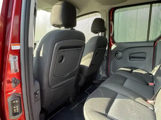 ルノー カングー アクティフ ペイザージュ 長野県 2016(平28)年 5.7万km 赤 電動サイドステップ /カロッツェリア2DINナビ /　フルセグTV bluetooth CD DVD/バックカメラ /ETC /両側スライドドア /シートバックテーブル /オートエアコン /USB /キーレス /ルーフレール/コンソール /革巻きステアリング