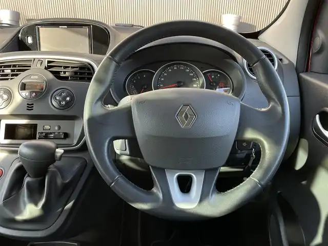 ルノー カングー アクティフ ペイザージュ 長野県 2016(平28)年 5.7万km 赤 電動サイドステップ /カロッツェリア2DINナビ /　フルセグTV bluetooth CD DVD/バックカメラ /ETC /両側スライドドア /シートバックテーブル /オートエアコン /USB /キーレス /ルーフレール/コンソール /革巻きステアリング