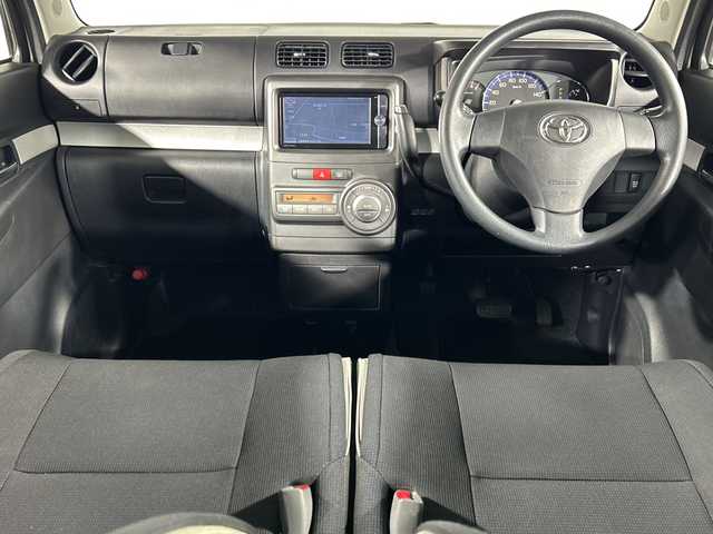 トヨタ ピクシススペース カスタム X 神奈川県 2012(平24)年 8万km パールホワイトⅢ 純正7型SDナビゲーション【NSZT-W62G】/フルセグ　CD DVD　AM FM　SD　DS　Bluetooth/バックカメラ/エコアイドル/社外前方ドライブレコーダー/キーレスエントリー/スマートキー/電格ウインカーミラー/HIDヘッドランプ/フロントフォグ/純正サイド/リアスポイラー/純正14インチアルミホイール