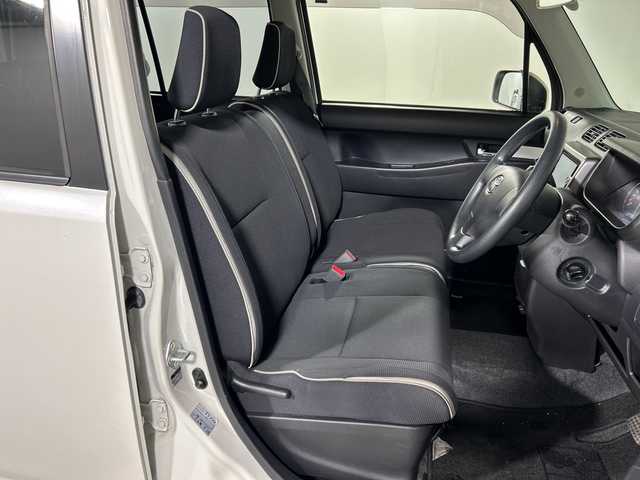 トヨタ ピクシススペース カスタム X 神奈川県 2012(平24)年 8万km パールホワイトⅢ 純正7型SDナビゲーション【NSZT-W62G】/フルセグ　CD DVD　AM FM　SD　DS　Bluetooth/バックカメラ/エコアイドル/社外前方ドライブレコーダー/キーレスエントリー/スマートキー/電格ウインカーミラー/HIDヘッドランプ/フロントフォグ/純正サイド/リアスポイラー/純正14インチアルミホイール