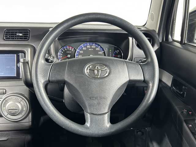 トヨタ ピクシススペース カスタム X 神奈川県 2012(平24)年 8万km パールホワイトⅢ 純正7型SDナビゲーション【NSZT-W62G】/フルセグ　CD DVD　AM FM　SD　DS　Bluetooth/バックカメラ/エコアイドル/社外前方ドライブレコーダー/キーレスエントリー/スマートキー/電格ウインカーミラー/HIDヘッドランプ/フロントフォグ/純正サイド/リアスポイラー/純正14インチアルミホイール