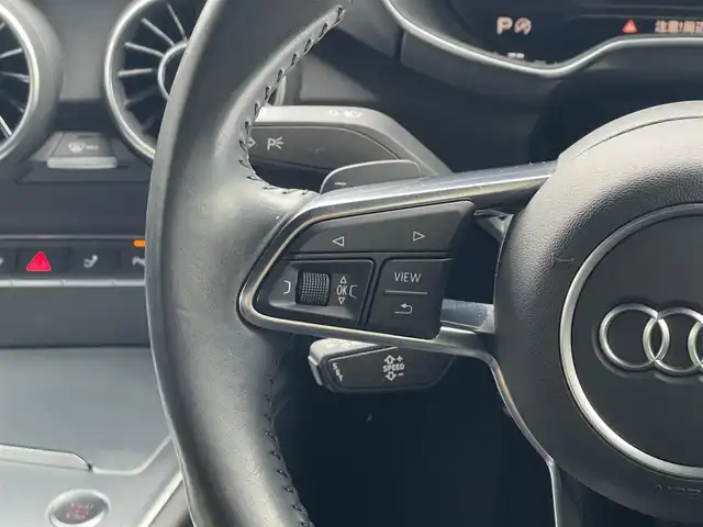 アウディ ＴＴクーペ 1．8TFSI 1st E 山梨県 2016(平28)年 5.3万km グレイシアホワイトメタリック Ｓラインエクステリア　/ＬＥＤ　/バーチャルＣＰ　/ＭＭＩナビ　/Ｂカメラ　/アシスタンスＰ　/フルセグＴＶ　/ＢＴ　/ＭＴ付ＡＴ　/ＥＴＣ　/ＡＡＣ　/クルコン　/スマートＫ　/取説　/保証書　/スペアＫ