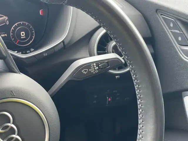 アウディ ＴＴクーペ 1．8TFSI 1st E 山梨県 2016(平28)年 5.3万km グレイシアホワイトメタリック Ｓラインエクステリア　/ＬＥＤ　/バーチャルＣＰ　/ＭＭＩナビ　/Ｂカメラ　/アシスタンスＰ　/フルセグＴＶ　/ＢＴ　/ＭＴ付ＡＴ　/ＥＴＣ　/ＡＡＣ　/クルコン　/スマートＫ　/取説　/保証書　/スペアＫ