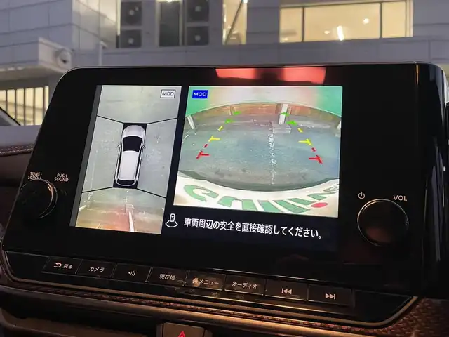 日産 オーラ ニスモ 東京都 2022(令4)年 1.2万km ピュアホワイトパール / スーパーブラック 2トーン ワンオーナー/ブラックルーフ/コネクトナビゲーションシステム/・9インチメモリナビ/（フルセグTV//DVD/Bluetooth/USB//android auto/applecarplay)/・ワイヤレス充電器/・ETC2.0/・プロパイロット/・前席USB電源ソケットタイプC/寒冷地仕様/・ドアミラーヒーター/・革巻きステアリング/・ステアリングヒーター/・シートヒーター(運転席＆助手席)/純正ドライブレコーダー（DH5-S)/全方位運転支援システム/・インテリジェントエマージェンシーブレーキ/・車線逸脱警報/・車線逸脱防止支援システム/・高速方衝突防止支援システム/インテリジェントアラウンドビューモニター/アダプティブLEDヘッドランプ/前後コーナーセンサー/社外ホイール＋スタッドレスタイヤ車載/保証書/取扱説明書/記録簿