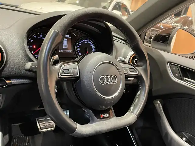 アウディ ＲＳ３