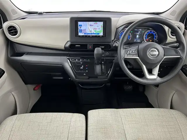 日産 デイズ X 福岡県 2023(令5)年 2.5万km ホワイトパール 社外ナビ（Ｂｌｕｅｔｏｏｔｈ）　/バックカメラ　/ＥＴＣ　/コーナーセンサー　/エマージェンシーブレーキ　/レーンキープ　/先行車発進お知らせ　/アイドリングストップ　/ステアリングリモコン　/純正１４インチＡＷ
