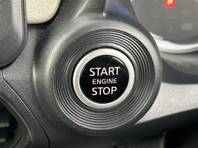 日産 デイズ X 福岡県 2023(令5)年 2.5万km ホワイトパール 社外ナビ（Ｂｌｕｅｔｏｏｔｈ）　/バックカメラ　/ＥＴＣ　/コーナーセンサー　/エマージェンシーブレーキ　/レーンキープ　/先行車発進お知らせ　/アイドリングストップ　/ステアリングリモコン　/純正１４インチＡＷ