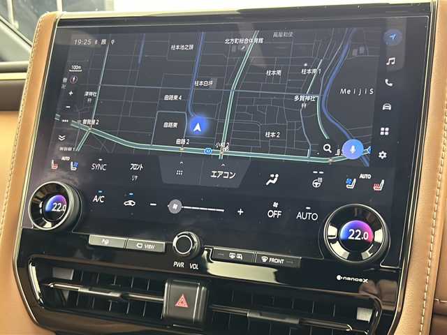 トヨタ ヴェルファイア Z プレミア 岐阜県 2024(令6)年 0.1万km プラチナホワイトパールマイカ ワンオーナー/トヨタセーフティセンス/・プリクラッシュセーフティ/・緊急時操舵支援/・フロントクロストラフィックアラート/・レーンチェンジアシスト/・レーントレーシングアシスト＋レーンディパーチャーアラート/・レーダークルーズコントロール（全車速追従機能付）/・ロードサインアシスト/・ドライバー異常時対応システム/・プロアクティブドライビングアシスト/・発進遅れ告知機能/ブラインドスポットモニター/安心降車アシスト/車両接近通報装置/トヨタチームメイト/・アドバンストパーク/パーキングサポートブレーキ/純正14インチディスプレイオーディオ/・ナビ/フルセグTV/Bluetooth/HDMI/USB/パノラミックビューモニター/純正フリップダウンモニター/左右独立ムーンルーフ/本革シート/・シートヒーター/・ベンチレーション/両側パワースライドドア/ユニバーサルステップ/パワーバックドア/デジタルインナーミラー/ステアリングスイッチ/アクセサリーコンセント（AC100V・100W）/おくだけ充電/純正フロアマット/おくだけ充電