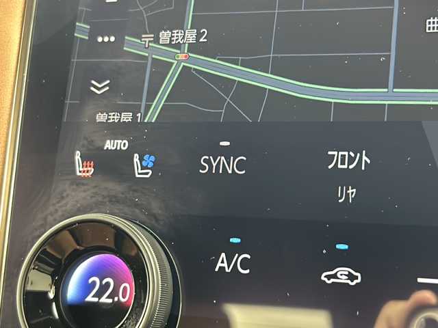 トヨタ ヴェルファイア Z プレミア 岐阜県 2024(令6)年 0.1万km プラチナホワイトパールマイカ ワンオーナー/トヨタセーフティセンス/・プリクラッシュセーフティ/・緊急時操舵支援/・フロントクロストラフィックアラート/・レーンチェンジアシスト/・レーントレーシングアシスト＋レーンディパーチャーアラート/・レーダークルーズコントロール（全車速追従機能付）/・ロードサインアシスト/・ドライバー異常時対応システム/・プロアクティブドライビングアシスト/・発進遅れ告知機能/ブラインドスポットモニター/安心降車アシスト/車両接近通報装置/トヨタチームメイト/・アドバンストパーク/パーキングサポートブレーキ/純正14インチディスプレイオーディオ/・ナビ/フルセグTV/Bluetooth/HDMI/USB/パノラミックビューモニター/純正フリップダウンモニター/左右独立ムーンルーフ/本革シート/・シートヒーター/・ベンチレーション/両側パワースライドドア/ユニバーサルステップ/パワーバックドア/デジタルインナーミラー/ステアリングスイッチ/アクセサリーコンセント（AC100V・100W）/おくだけ充電/純正フロアマット/おくだけ充電
