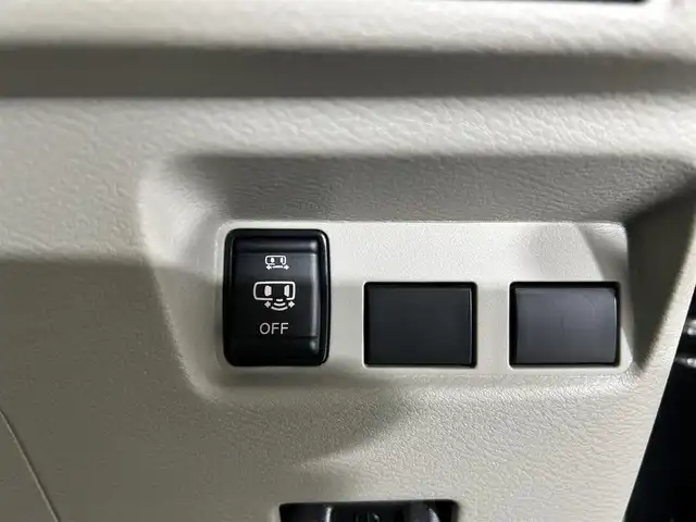 日産 ルークス 佐賀県 2023(令5)年 0.9万km ブラック 社外7インチナビ【MDV-D310】/【Bluetooth】/全方位カメラ/衝突被害軽減システム/先行車発進お知らせ機能/ロードサインアシスト/クリアランスソナー/デジタルインナールームミラー/オートライト/前方ドライブレコーダー/ETC/LEDヘッドライト/助手席側パワースライドドア/ベンチシート/プッシュスタート/スマートキー/スペアキー×1