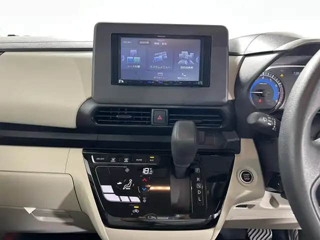 日産 ルークス 佐賀県 2023(令5)年 0.9万km ブラック 社外7インチナビ【MDV-D310】/【Bluetooth】/全方位カメラ/衝突被害軽減システム/先行車発進お知らせ機能/ロードサインアシスト/クリアランスソナー/デジタルインナールームミラー/オートライト/前方ドライブレコーダー/ETC/LEDヘッドライト/助手席側パワースライドドア/ベンチシート/プッシュスタート/スマートキー/スペアキー×1