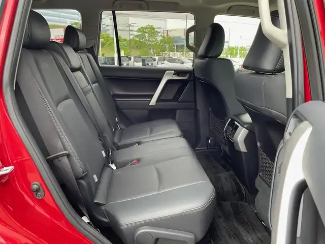 トヨタ ランドクルーザー プラド TZ－G 大阪府 2021(令3)年 5.3万km レッドマイカメタリック 純正9インチナビ/   フルセグTV Bluetooth/USB/衝突軽減/ＢＳＭ/サンルーフ/全方位モニター/前席エアシートヒーター/スマートルームミラー/前席パワーシート/ドライブレコーダー/ルーフレール/純正フロアマット　/ETC/LEDライト