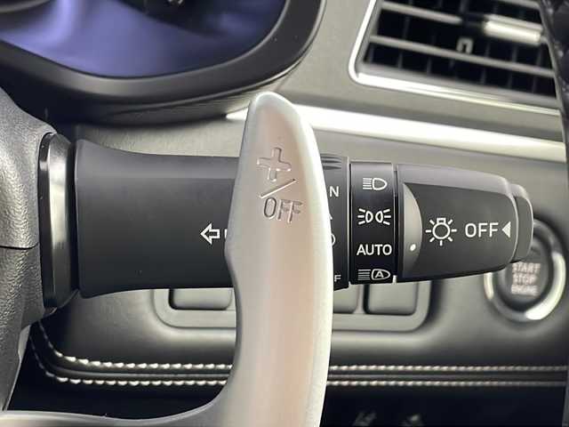 三菱 デリカＤ：５ シャモニー 岐阜県 2025(令7)年 0.1千km グラファイトグレーメタリック/ブラックマイカ 登録済み未使用車/4WD　/オリジナルナビ取付パッケージ＋リアモニター取付パッケージ/レーダークルーズコントロール/ブラインドスポットビューモニター/両側パワースライドドア/パワーシート（運転席）/前席シートヒーター/ハーフレザーシート/ステアリングヒート/ステアリングスイッチ/パドルシフト/パワーバックドア/オートLEDライト/スペアキー/電動パーキング