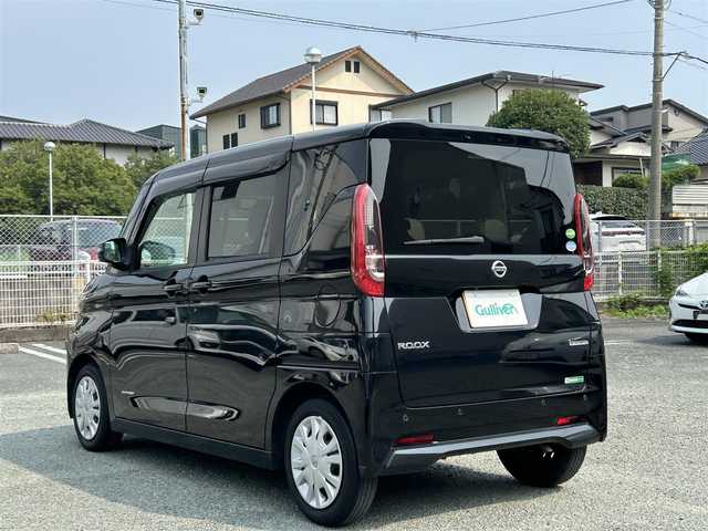 日産 ルークス X 熊本県 2021(令3)年 3.6万km ブラック ディスプレイオーディオ/アラウンドビューモニター/片側パワースライドドア/オートライト/前後コーナーセンサー/横滑り防止装置/ウィンカーミラー/純正フロアマット/純正ドアバイザー