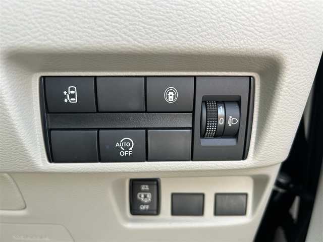 日産 ルークス X 熊本県 2021(令3)年 3.6万km ブラック ディスプレイオーディオ/アラウンドビューモニター/片側パワースライドドア/オートライト/前後コーナーセンサー/横滑り防止装置/ウィンカーミラー/純正フロアマット/純正ドアバイザー