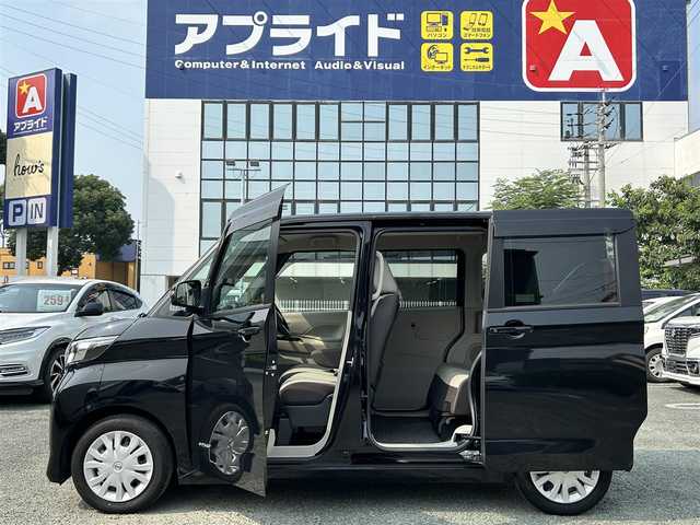 日産 ルークス X 熊本県 2021(令3)年 3.6万km ブラック ディスプレイオーディオ/アラウンドビューモニター/片側パワースライドドア/オートライト/前後コーナーセンサー/横滑り防止装置/ウィンカーミラー/純正フロアマット/純正ドアバイザー