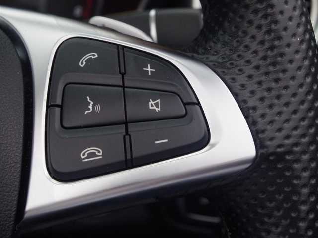 メルセデス・ベンツ Ｃ１８０ カブリオレ スポーツ 埼玉県 2018(平30)年 4.1万km 白 ブラックレザーシート/アダプティブクルーズコントロール/レーダーセーフティパッケージ/ヘッドアップディスプレイ/ブラインドスポットモニター/バックカメラ/純正ナビ/フルセグTV/ドラレコ/ETC/シートヒーター/シートポジションメモリー機能