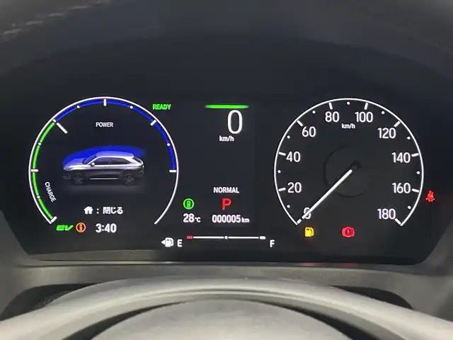 ホンダ ヴェゼル ハイブリッド e:HEV Z 新潟県 2025(令7)年 0.1千km プラチナホワイトパール 4WD/純正メモリナビ/フルセグTV/Bluetooth/AppleCarPlay/AndroidAuto/ホンダセンシング/・衝突被害軽減ブレーキ/・先行車発進お知らせ機能/・歩行者事故低減ステアリング/・路外逸脱抑制機能/・標識認識機能/・渋滞追従機能付アダプティブクルーズコントロール/・車線維持支援システム/・誤発進抑制機能/・トラフィックジャムアシスト(渋滞運転支援機能)/・ブラインドスポットインフォメーション/・後方誤発進抑制機能/・近距離衝突軽減ブレーキ/・急アクセル抑制機能/・パーキングセンサーシステム/・後退出庫サポート/・オートハイビーム/・アダプティブドライビングビーム/ハーフレザーシート/前席シートヒーター/バックモニター/ワイヤレス充電/ステアリングヒーター/パドルシフト/レザーステアリング/ステアリングスイッチ/禁煙車