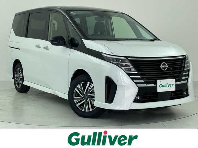 日産 セレナ e－パワー ハイウェイスター V 大阪府 2025(令7)年 0.1千km パール 360°セーフティアシスト/　・プロパイロット/　・インテリジェントエマージェンシーブレーキ/　・前方運転支援/　・側方運転支援/　・後方・駐車時運転支援/純正ナビ/　フルセグ/Bluetooth/AM/FM/インテリジェントアラウンドモニター/バックカメラ/フロントカメラ/サイドカメラ/両側パワースライドドア/LEDオートライト/LEDフォグランプ/ハイビームアシスト/後席サンシェード/電子パーキング/ブレーキホールド/スマートキー/本革巻きステアリング/ビルトインETC2.0