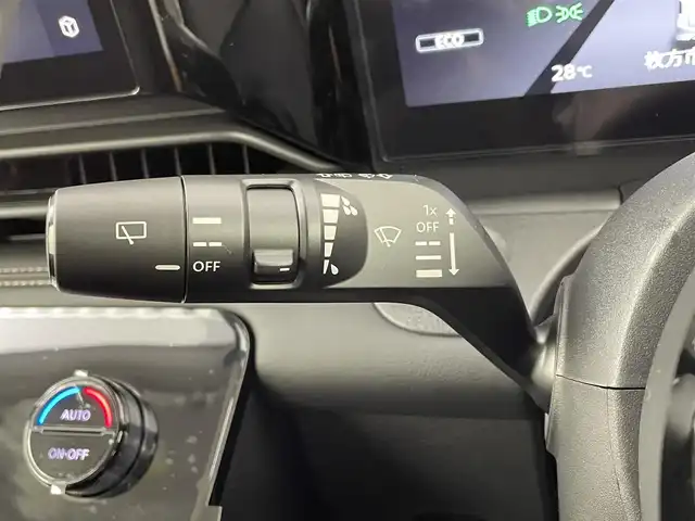 日産 セレナ e－パワー ハイウェイスター V 大阪府 2025(令7)年 0.1千km パール 360°セーフティアシスト/　・プロパイロット/　・インテリジェントエマージェンシーブレーキ/　・前方運転支援/　・側方運転支援/　・後方・駐車時運転支援/純正ナビ/　フルセグ/Bluetooth/AM/FM/インテリジェントアラウンドモニター/バックカメラ/フロントカメラ/サイドカメラ/両側パワースライドドア/LEDオートライト/LEDフォグランプ/ハイビームアシスト/後席サンシェード/電子パーキング/ブレーキホールド/スマートキー/本革巻きステアリング/ビルトインETC2.0
