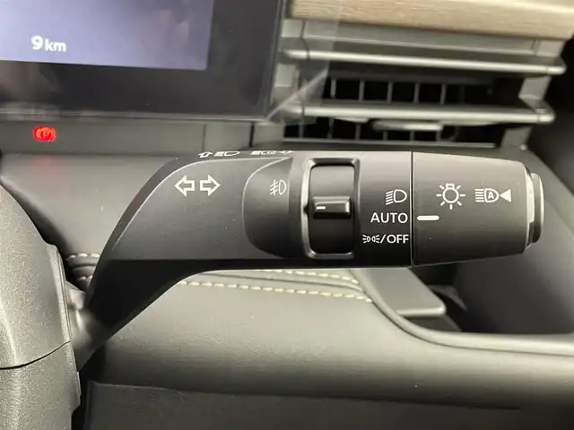 日産 セレナ e－パワー ハイウェイスター V 大阪府 2025(令7)年 0.1千km パール 360°セーフティアシスト/　・プロパイロット/　・インテリジェントエマージェンシーブレーキ/　・前方運転支援/　・側方運転支援/　・後方・駐車時運転支援/純正ナビ/　フルセグ/Bluetooth/AM/FM/インテリジェントアラウンドモニター/バックカメラ/フロントカメラ/サイドカメラ/両側パワースライドドア/LEDオートライト/LEDフォグランプ/ハイビームアシスト/後席サンシェード/電子パーキング/ブレーキホールド/スマートキー/本革巻きステアリング/ビルトインETC2.0