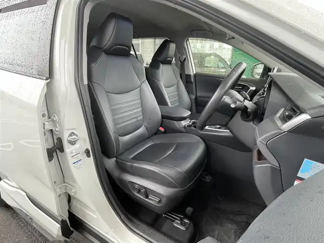 トヨタ ＲＡＶ４ G Zパッケージ 青森県 2021(令3)年 5万km ホワイトパールクリスタルシャイン ワンオーナー/モデリスタエロ/ディスプレイオーディオ/パノラミックビューモニター/純正エンスタ/寒冷地仕様/Ｔｏｙｏｔａ　Ｓａｆｅｔｙ　Ｓｅｎｓｅ/ステアリングヒター/シートヒーター（運転席・助手席）/パワーバックドア/スペアキー/純正19アルミホイール/運転席電動シート/新車時保証書/取扱説明書