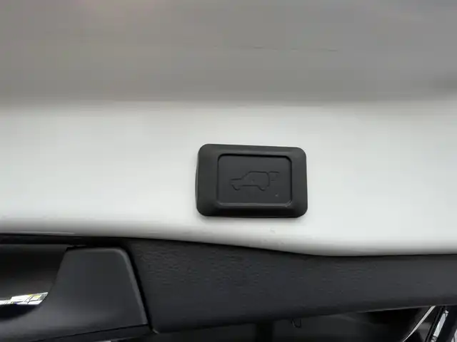 トヨタ ＲＡＶ４ G Zパッケージ 青森県 2021(令3)年 5万km ホワイトパールクリスタルシャイン ワンオーナー/モデリスタエロ/ディスプレイオーディオ/パノラミックビューモニター/純正エンスタ/寒冷地仕様/Ｔｏｙｏｔａ　Ｓａｆｅｔｙ　Ｓｅｎｓｅ/ステアリングヒター/シートヒーター（運転席・助手席）/パワーバックドア/スペアキー/純正19アルミホイール/運転席電動シート/新車時保証書/取扱説明書
