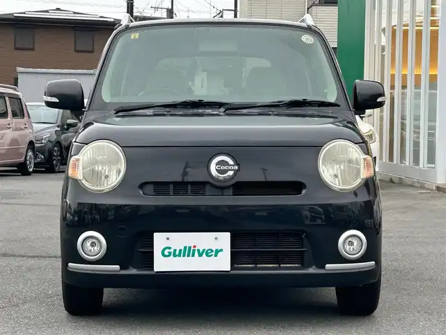 ダイハツ ミラ ココア プラスX 静岡県 2010(平22)年 5.8万km ブラックマイカメタリック 保証書/取扱説明書/記録簿/パワーステアリング/パワーウィンドウ/リモコンキー/オートエアコン/SDナビ（CD/DVD）画面不良/純正フロアマット/ベンチシート/ルーフレール/ABS/盗難防止装置/Wエアバック
