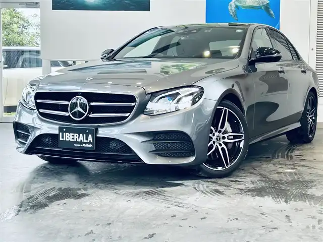 メルセデス・ベンツ Ｅ３００ アバンギャルド スポーツ 大阪府 2020(令2)年 0.7万km セレナイトグレー レザーエクスクルーシブP/レーダーセーフティP/サンルーフ/HUD/ACC/Burmeste/純正ナビ/TV/360度カメラ/applecarplay/純正19インチAW/LEDヘッドライト/アンビエントライト/電動リアゲート/ブラインドスポット/黒革/メモリ付きパワーシート/シートヒーター/パフュームアトマイザー/クリアランスソナー