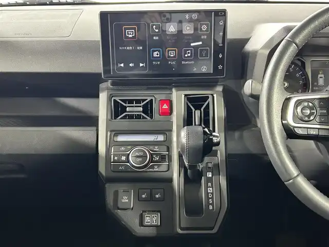 ダイハツ タフト G クロムベンチャー 佐賀県 2022(令4)年 4万km フォレストカーキメタリック ワンオーナー/純正9インチディスプレイオーディオ/フルセグTV/Bluetooth/Androidauto/Applecarplay/ガラスルーフ/バックカメラ/衝突被害軽減システム/横滑り防止装置/オートライト/オートマチックハイビーム/LEDヘッドライト/フォグライト/クリアランスソナー/電動パーキング/ブレーキホールド/前方ドライブレコーダー/運転席・助手席シートヒーター/純正15インチアルミホイール/スマートキー/スペアキー×1/プッシュスタート