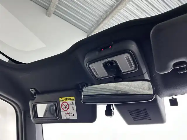 ダイハツ タフト G クロムベンチャー 佐賀県 2022(令4)年 4万km フォレストカーキメタリック ワンオーナー/純正9インチディスプレイオーディオ/フルセグTV/Bluetooth/Androidauto/Applecarplay/ガラスルーフ/バックカメラ/衝突被害軽減システム/横滑り防止装置/オートライト/オートマチックハイビーム/LEDヘッドライト/フォグライト/クリアランスソナー/電動パーキング/ブレーキホールド/前方ドライブレコーダー/運転席・助手席シートヒーター/純正15インチアルミホイール/スマートキー/スペアキー×1/プッシュスタート