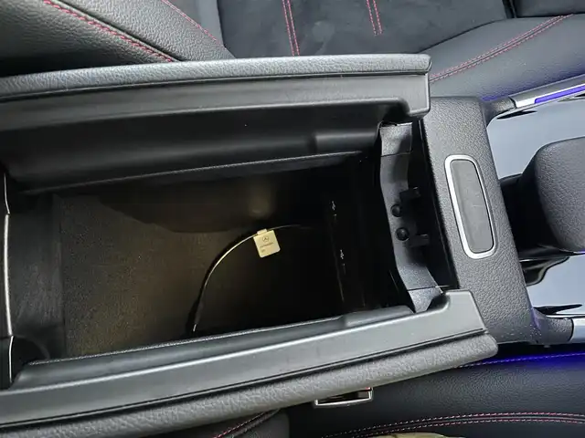 メルセデス・ベンツ ＧＬＢ２００ｄ AMGライン 東京都 2020(令2)年 4.3万km マウンテングレー 純正ナビ／ＴＶ　/３６０°カメラ　/ハーフレザー　/ＥＴＣ　/パワーバックドア　/純正ＯＰドラレコ　/ＡＣＣ　/ＢＳＭ　/レーンキープ　/ＬＥＤライト　/シートヒーター